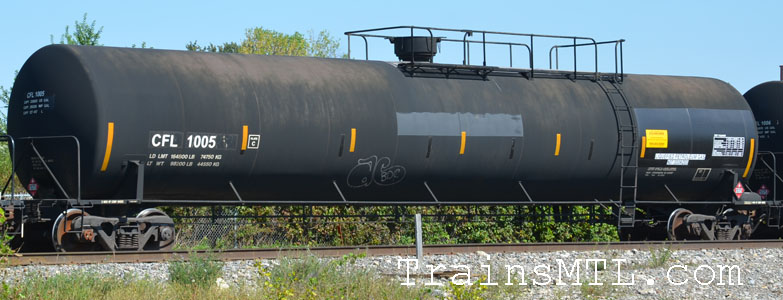 Car/wagon CFL1005 left side / coté gauche